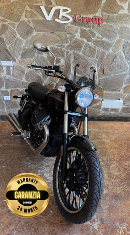 Moto Guzzi V9 - 2019 kw 35 patente A2 KM 0