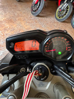 YAMAHA XJ6 600 2011