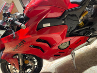 Ducati Panigale V4 Base