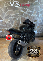 YAMAHA YZF R1