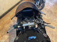 YAMAHA YZF- R9
