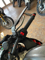 Aprilia Tuono V4 2023