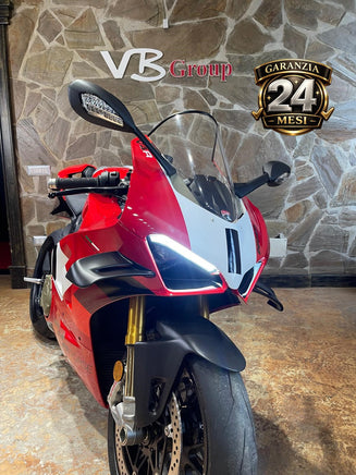 Moto sportiva Ducati Panigale V4 R rossa e bianca in vendita presso VB GROUP con garanzia di 24 mesi