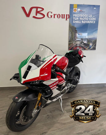 Moto sportiva Ducati Panigale V4 Tricolore in vendita presso VB GROUP con livrea bianca, rossa e verde