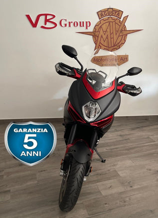 Moto MV Agusta Turismo Veloce Lusso km 0 in vendita presso VB GROUP con garanzia di 5 anni
