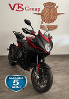 Moto MV Agusta Turismo Veloce Lusso km 0 di colore rosso e nero in vendita presso VB GROUP con garanzia 5 anni